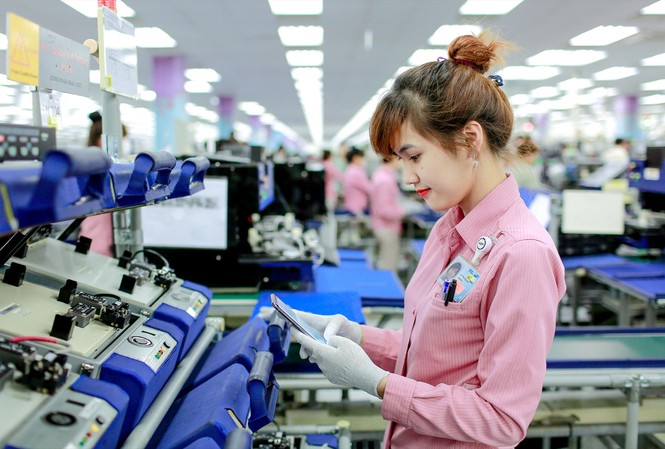 Doanh nghiệp không đồng thuận đề xuất giảm giờ làm Các doanh nghiệp phản ứng mạnh với đề xuất giảm giờ làm chính thức trong tuần từ 48 giờ xuống 44 giờ/tuần của Dự thảo Bộ luật Lao động sửa đổi (Ảnh minh họa)