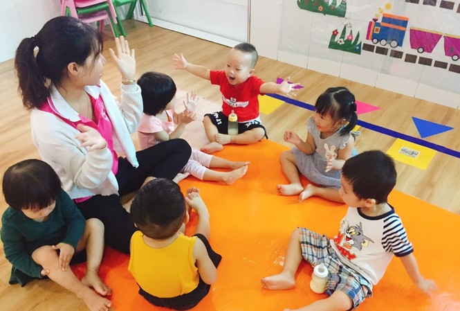 Ngăn bạo lực học đường không chỉ có camera Một số chuyên gia cho rằng, lắp camera không ngăn chặn được bạo lực học đường