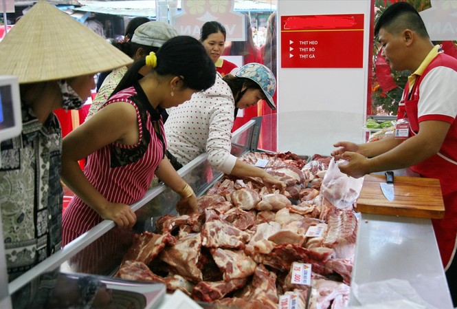 Giá thịt lợn tăng phi mã, không dám tái đàn Thịt lợn tăng cao khiến người tiêu dùng lo mất tết