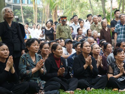 Người dân Thủ đô bái vọng Đại tướng Người dân Thủ đô bái vọng Đại tướng