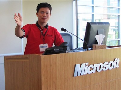 Thầy giáo Việt Nam được Microsoft vinh danh Thầy giáo Việt Nam được Microsoft vinh danh