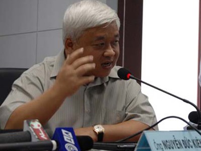 Bầu Kiên: “Tôi không có thời gian để làm chủ tịch VFF” Bầu Kiên: “Tôi không có thời gian để làm chủ tịch VFF”