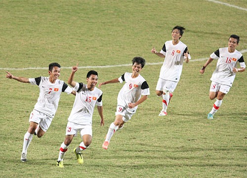 U19 Việt Nam đá SEA Games 27 là... U19 Việt Nam đá SEA Games 27 là... "tự sát"