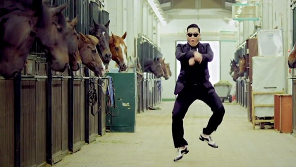 “Gangnam Style’ được ghi vào sách Kỉ lục thế giới “Gangnam Style’ được ghi vào sách Kỉ lục thế giới