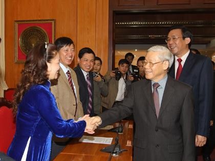 Tổng Bí thư Nguyễn Phú Trọng kiểm tra thực hiện Nghị quyết T.Ư 4 Tổng Bí thư Nguyễn Phú Trọng kiểm tra thực hiện Nghị quyết T.Ư 4