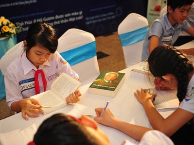 Học sinh lớp 7 khóc thương Đại tướng Học sinh lớp 7 khóc thương Đại tướng