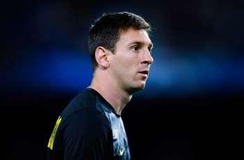 Messi trở lại tập luyện nhưng chưa rõ khả năng ra sân Messi trở lại tập luyện nhưng chưa rõ khả năng ra sân