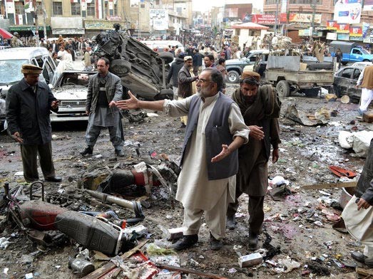 Đánh bom ở Pakistan, 115 người thiệt mạng Hiện trường vụ đánh bom ở Quetta,Pakistan
