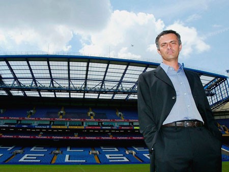 Vì sao Mourinho 'căm ghét' cầu thủ Tây Ban Nha? Vì sao Mourinho 'căm ghét' cầu thủ Tây Ban Nha?