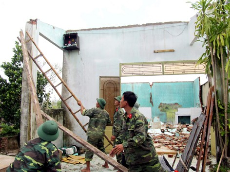 Điêu tàn sau cơn bão kép Điêu tàn sau cơn bão kép