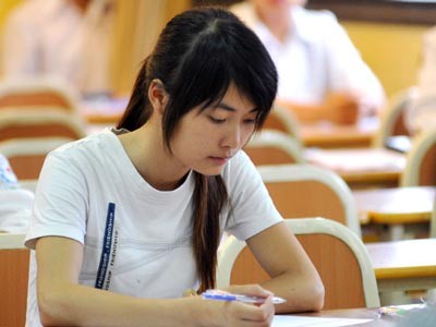 Ngành ngân hàng, tài chính hết 'nóng' Ngành ngân hàng, tài chính hết 'nóng'