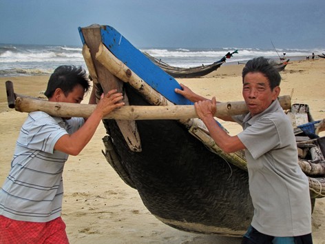 Miền Trung tất tả chạy Bão Nari Miền Trung tất tả chạy Bão Nari