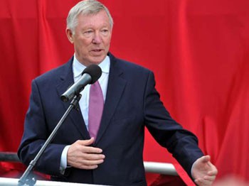 Sir Alex vẫn tự tin đặt cửa vô địch cho M.U Sir Alex vẫn tự tin đặt cửa vô địch cho M.U