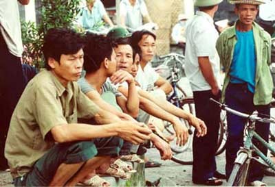 Giá cả tăng tác động mạnh tới thị trường lao động Giá cả tăng tác động mạnh tới thị trường lao động