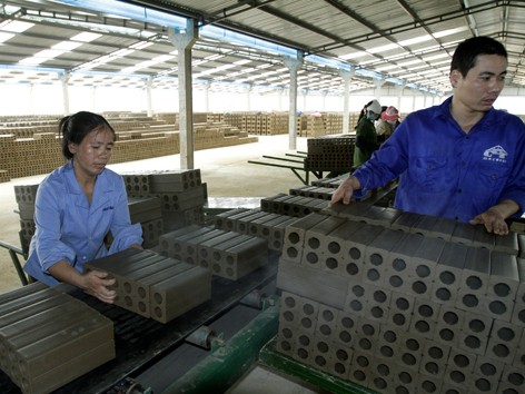 Thất thoát chi tiêu công, sao nâng trần bội chi? Thất thoát chi tiêu công, sao nâng trần bội chi?