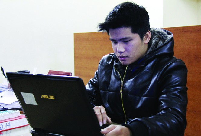Dùng thẻ tín dụng giả mua vé máy bay Dùng thẻ tín dụng giả mua vé máy bay