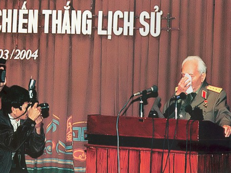 Có những trận thắng vang dội, nhưng ông vẫn khóc Có những trận thắng vang dội, nhưng ông vẫn khóc
