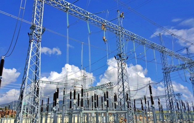 Sự thật chuyện tư nhân làm đường dây 500 KV ‘cứu’ các nhà máy điện Sự thật chuyện tư nhân làm đường dây 500 KV ‘cứu’ các nhà máy điện