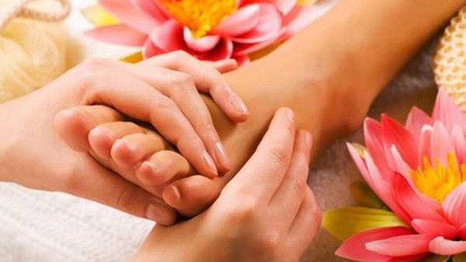 Tuyệt chiêu chăm sóc bàn chân ngày hè Tuyệt chiêu chăm sóc bàn chân ngày hè