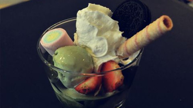 Matcha và thạch dừa chống ngấy sau Tết ở Hà Nội Đây là một trong những món tráng miệng được yêu thích và phổ biến nhất trên thế giới bởi thỏa mãn được cả 3 yếu tố: đẹp mắt, ngon miệng và bổ dưỡng. Ảnh: Đinh Quỳnh.
