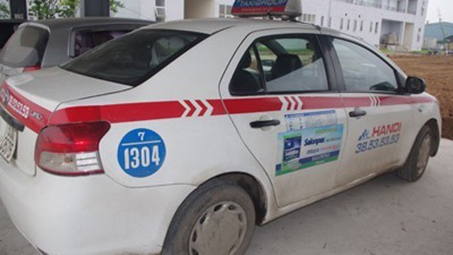 Gặp cướp, tài xế taxi bỏ xe tháo chạy Lịch trình di chuyển của xe đã được công an giám sát. Ảnh: Việt Đức/ Zing
