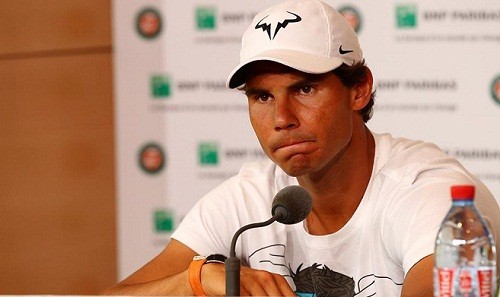 Nadal rút lui khỏi Roland Garros vì chấn thương cổ tay Nadal lỗi hẹn với chức vô địch Roland Garros thứ 10. Ảnh: AFP.