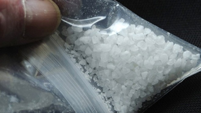 Khách mang gần 3kg bột trắng nghi ma tuý đá lên máy bay Ảnh minh họa