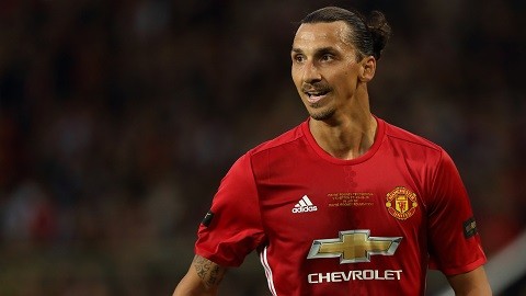 Ibra từ chối 100 triệu euro từ Trung Quốc để đến M.U Ibra từ chối 100 triệu euro từ Trung Quốc để đến M.U