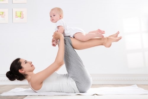 Bí quyết vàng giúp chị em tạm biệt thân hình 'quá khổ' sau sinh Chế độ ăn giảm cân, làm đẹp da từ những bài thuốc dân gian có hiệu quả tích cực với phụ nữ sau sinh (Ảnh minh họa).