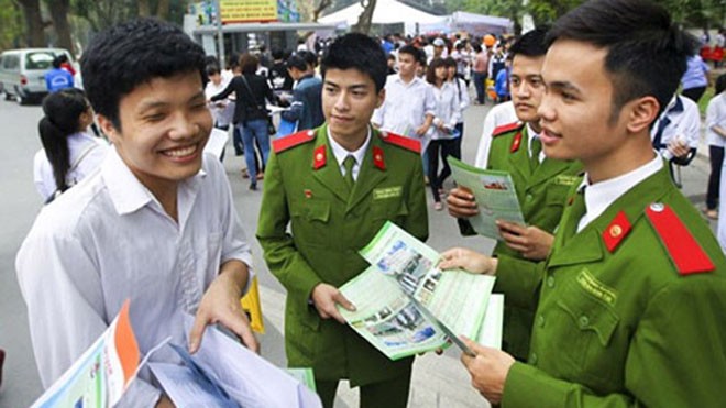 Vì sao ngành An ninh – Cảnh sát điểm chuẩn cao, thi tuyển khó vẫn 'hấp dẫn' thí sinh? Vì sao ngành An ninh – Cảnh sát điểm chuẩn cao, thi tuyển khó vẫn 'hấp dẫn' thí sinh?
