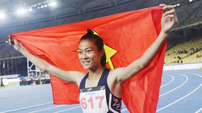 Báo Malaysia ca ngợi 'Nữ hoàng tốc độ' Việt Nam Tú Chinh giành ba HC vàng trong lần đầu dự SEA Games. Ảnh: Lâm Thỏa.