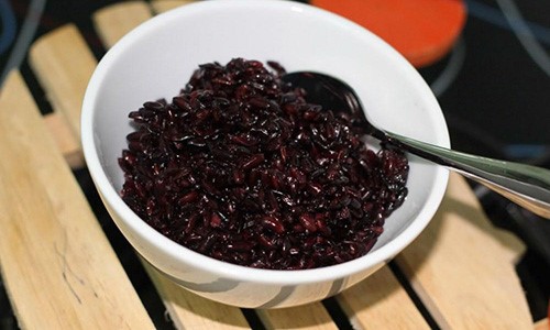 Cách làm rượu nếp cẩm thơm ngon, đơn giản cho Tết Đoan Ngọ Rượu nếp cẩm thơm ngon cho ngày Tết Đoan Ngọ - Ảnh minh họa: Internet