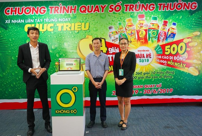 Uống Number 1 “săn” thưởng chục triệu mỗi ngày: “Trúng nhiều đến phát mệt”! Chương trình bắt đầu quay số từ ngày 3/4 với sự chứng kiến của đại diện khách hàng và Sở Công thương Bình Dương