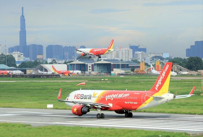 Mở đường bay mới, Vietjet khuyến mãi triệu vé 0 đồng Từ tháng 12 tới, Vietjet khai thác thêm 2 đường bay quốc tế mới nối Đà Nẵng với Singapore và Hồng Kông.