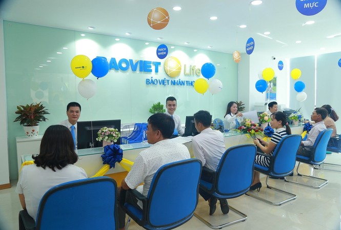 Bảo Việt Nhân thọ trao tặng xe ô tô gần 800 triệu đồng cho khách hàng tại Hải Dương Nâng cao dịch vụ chăm sóc Khách hàng luôn là ưu tiên hàng đầu của Bảo Việt Nhân thọ