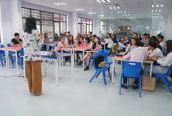 Hội thảo 'Xu hướng của thị trường lao động và Con đường phát triển sự nghiệp' Không gian hội thảo tại trường TH School – đơn vị tài trợ địa điểm cho Hội thảo