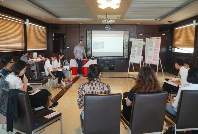 Sinh viên DynaGen tham gia tập huấn về đánh giá, giám sát ‘Tôi mạnh mẽ' buổi 2 Không gian của buổi tập huấn về MEL
