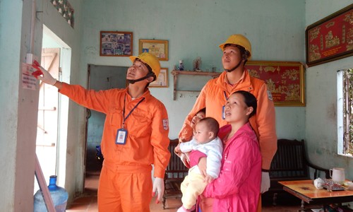 Tưng bừng các hoạt động tri ân khách hàng sử dụng trên địa bàn Thủ đô Tưng bừng các hoạt động tri ân khách hàng sử dụng trên địa bàn Thủ đô