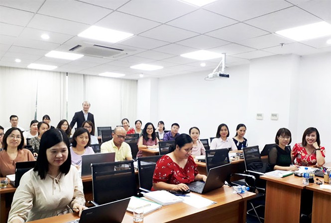 Chương trình đào tạo Quản trị rủi ro và kiểm soát nội bộ chuẩn quốc tế COSO® Các học viên tham gia Khóa học Quản lý rủi ro và kiểm soát nội bộ tại Viện FMIT®