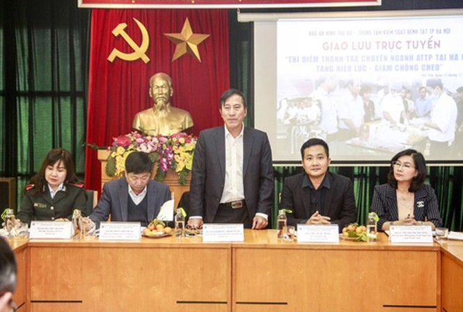 An toàn thực phẩm trong dịp Tết - tránh thanh tra, kiểm tra chồng chéo Toàn cảnh buổi giao lưu trực tuyến diễn ra tại Báo ANTĐ chiều 12-12