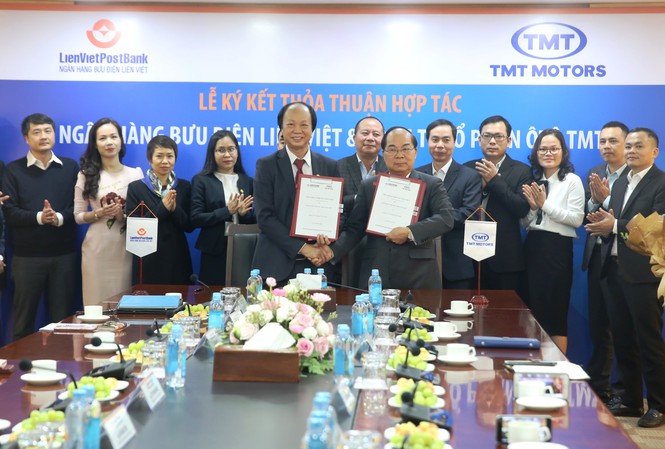 LienVietPostBank ký kết thỏa thuận hợp tác với công ty ô tô TMT LienVietPostBank ký kết thỏa thuận hợp tác với công ty ô tô TMT