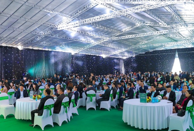 80% giỏ hàng Him Lam Green Park tại lễ mở bán giai đoạn 2 đã có chủ Lễ mở bán Him Lam Green Park giai đoạn 2 thu hút hơn 600 khách hàng tới tham dự