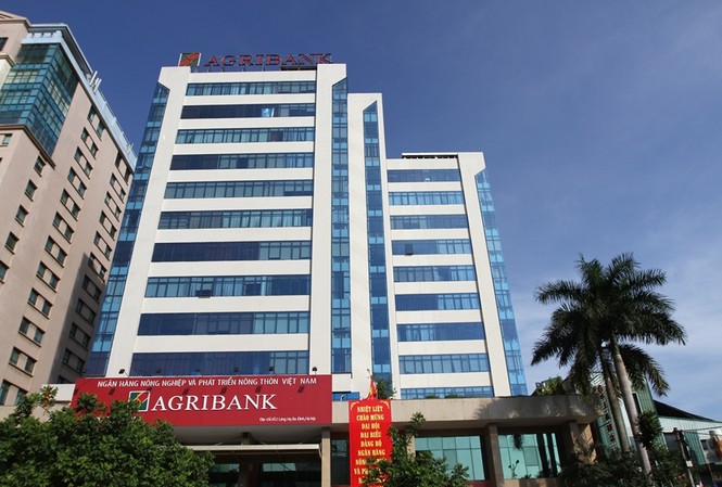 Agribank hoàn tất mua lại trước thời hạn toàn bộ các khoản nợ đã bán cho VAMC Agribank hoàn tất mua lại trước thời hạn toàn bộ các khoản nợ đã bán cho VAMC