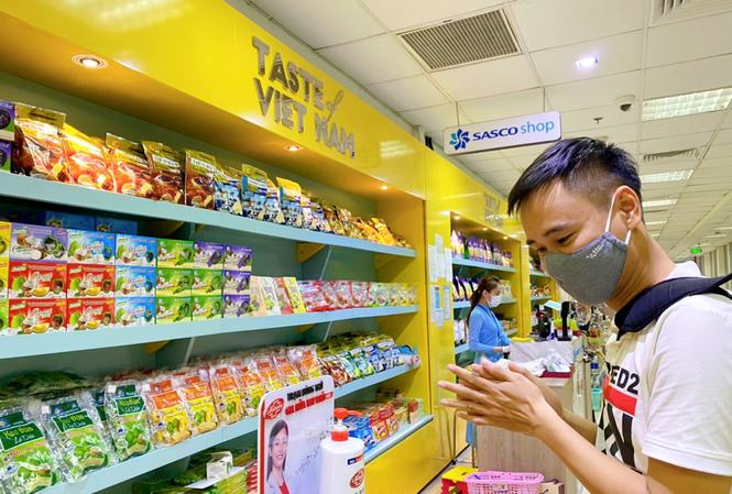 Unilever cùng Cảng hàng không quốc tế Tân Sơn Nhất phòng dịch cho hành khách Unilever cùng Cảng hàng không quốc tế Tân Sơn Nhất phòng dịch cho hành khách