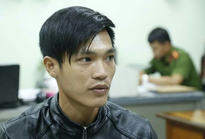 Hai người bị đâm gục vì nhắc nhở hát loa kẹo kéo gây ồn Quốc tại cơ quan công an. Ảnh: Công an cung cấp