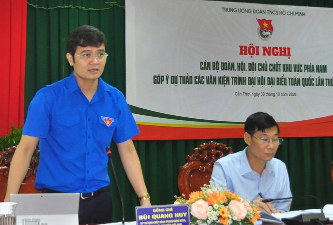 Chú trọng phát triển nguồn nhân lực trong giai đoạn mới Chú trọng phát triển nguồn nhân lực trong giai đoạn mới