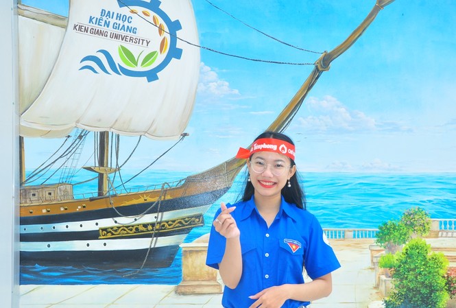 Tưng bừng Chủ nhật Đỏ tại Kiên Giang Tưng bừng Chủ nhật Đỏ tại Kiên Giang