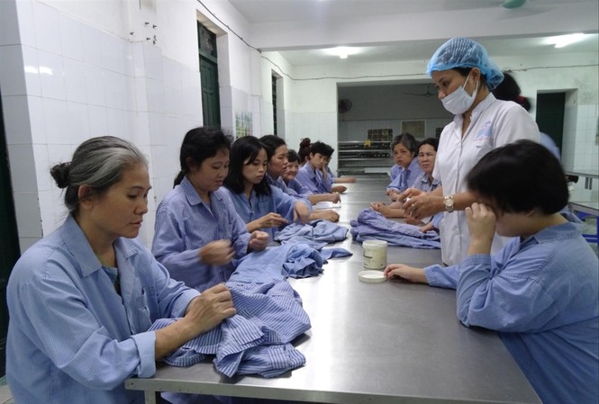 Chống dịch ở cõi... mê Chăm sóc, hướng dẫn bệnh nhân trong quá trình hồi phục