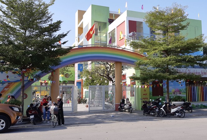 Hơn 140 cháu bị ngộ độc thực phẩm do món ăn sáng nhà trường mua Hơn 140 cháu bị ngộ độc thực phẩm do món ăn sáng nhà trường mua
