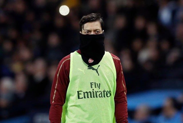 Arsenal dùng ‘độc chiêu’ nhằm thanh lý Ozil Arsenal đã dùng "biện pháp mạnh" nhằm gây áp lực khiến Ozil phải ra đi.